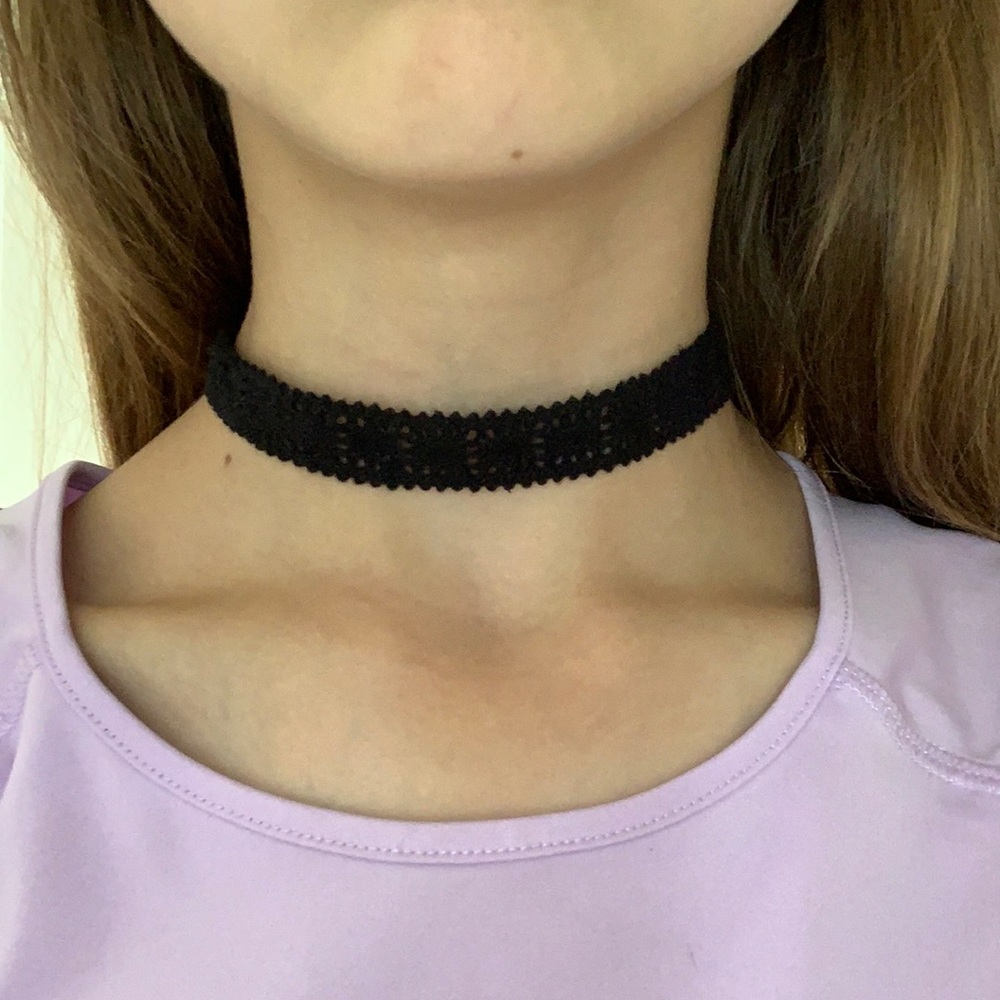 black patterned choker